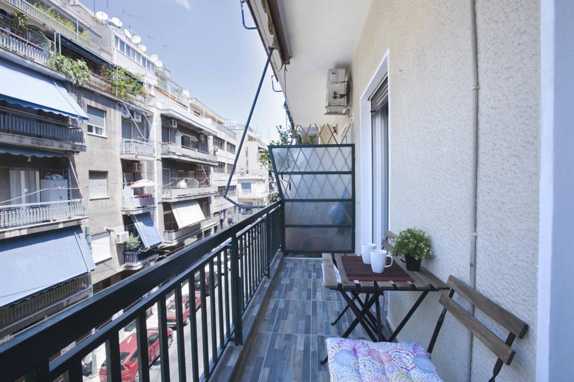 Pop Art Apartment At Koukaki Athens Exterior photo